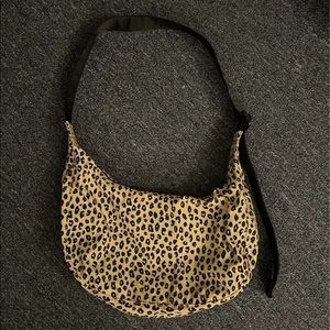SOLD! DO NOT BUY! Baggu crossbody bag